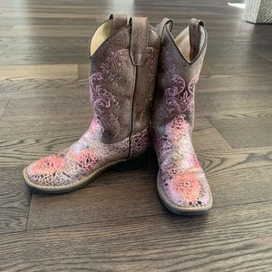 Little girls size 2 cowgirl boots great condition brown/pink